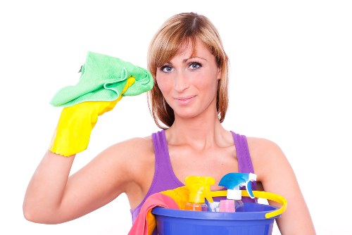 Clapham carpet cleaners explaining transparent pricing for a home carpet cleaning job